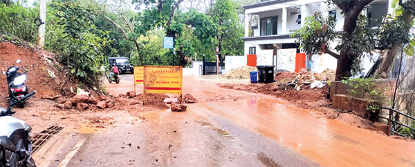 Electricity Dept contractor still  digging roads in Marna-Siolim